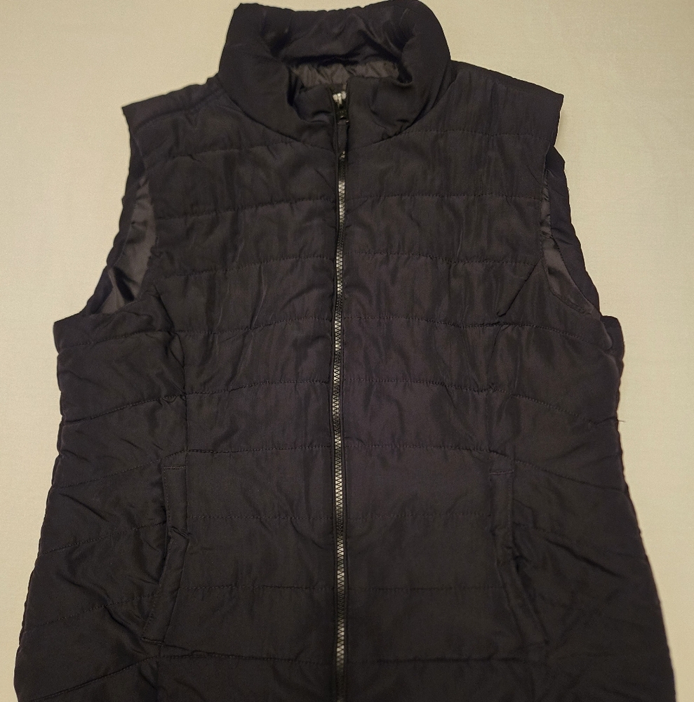 Aeropostale Black Quilted Vest